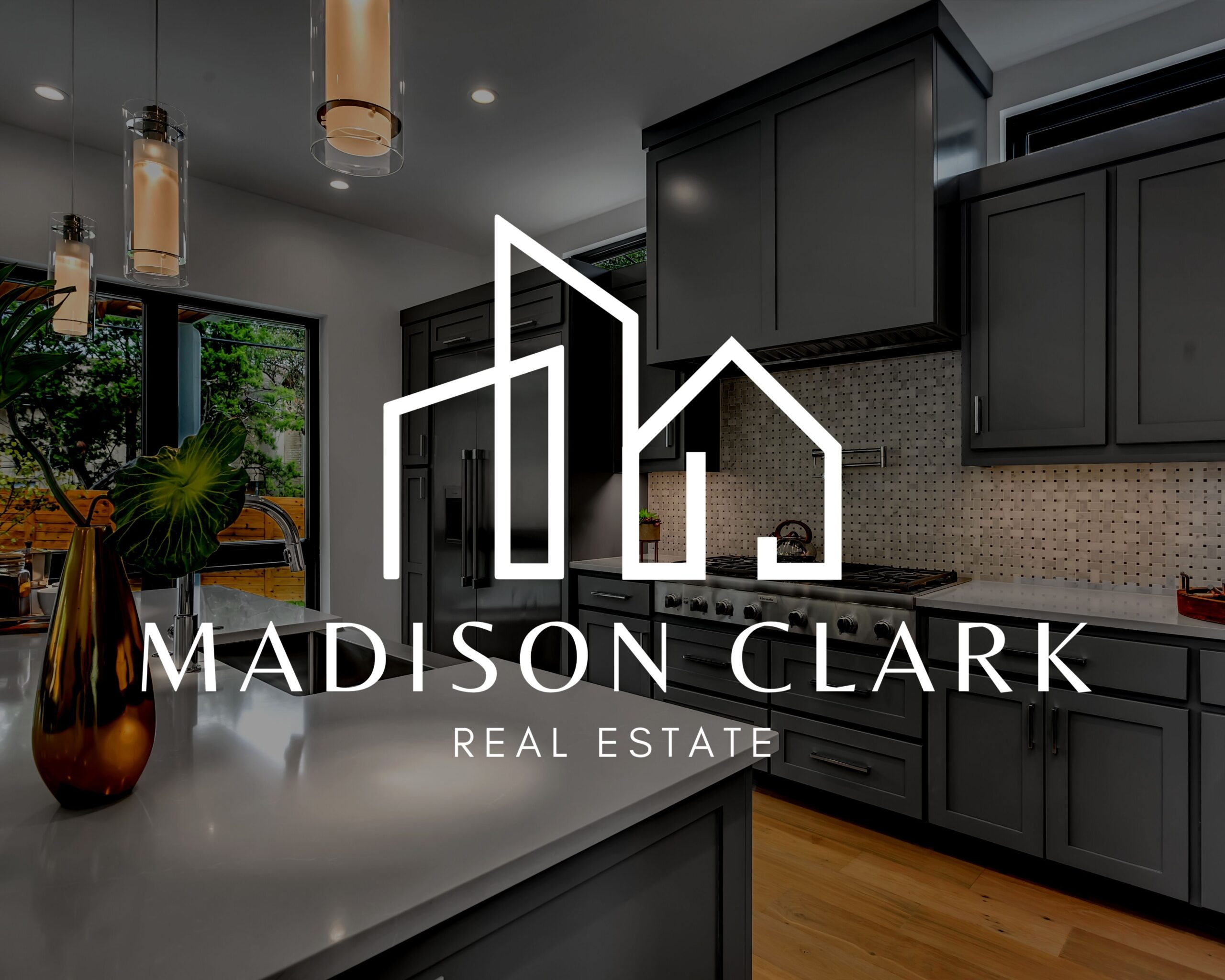 Editable Canva Logo for Real Estate Agents
